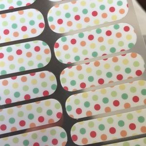 Jamberry polka dot Nail Wraps